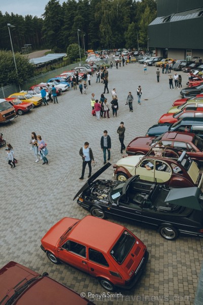 Pie Rīgas Motormuzeja aizvadīts gada pēdējais klasisko transportlīdzekļu pasākums «Youngtimer Cars&Coffee» Pie Rīgas Motormuzeja aizvadīts gada pēdējais klasisko transportlīdzekļu pasākums «Youngtimer Cars&Coffee» 206540