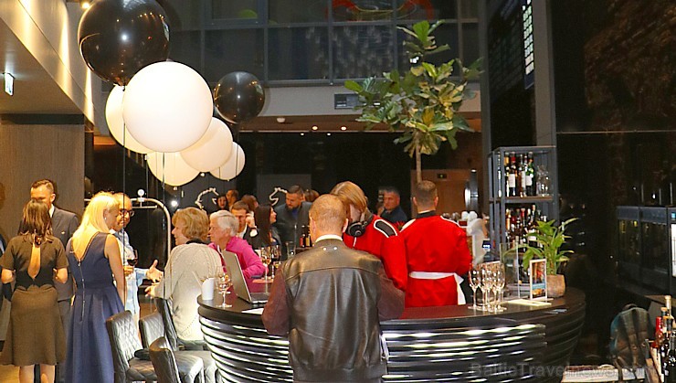 Rīgas 5 zvaigžņu viesnīca «Pullman Riga Old Town» skaisti svin viena gada jubileju 206637