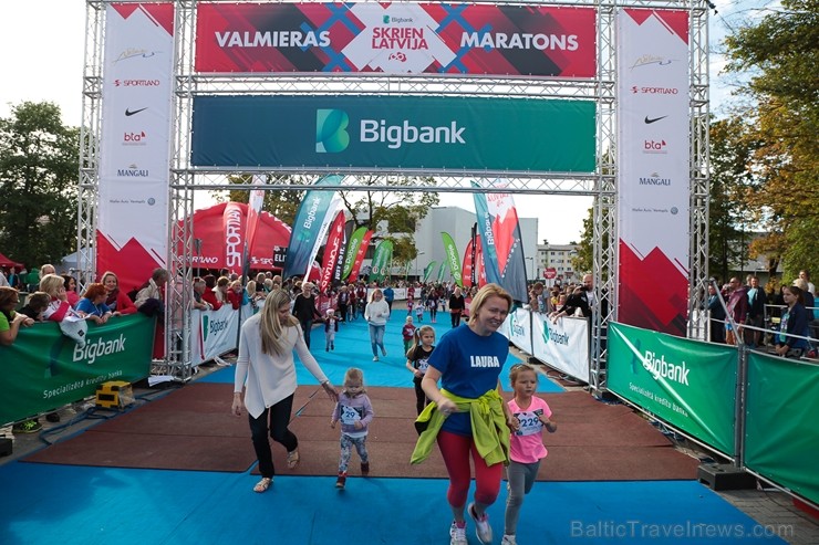 Brīvdienās aizvadīts 11. Valmieras maratons 207071