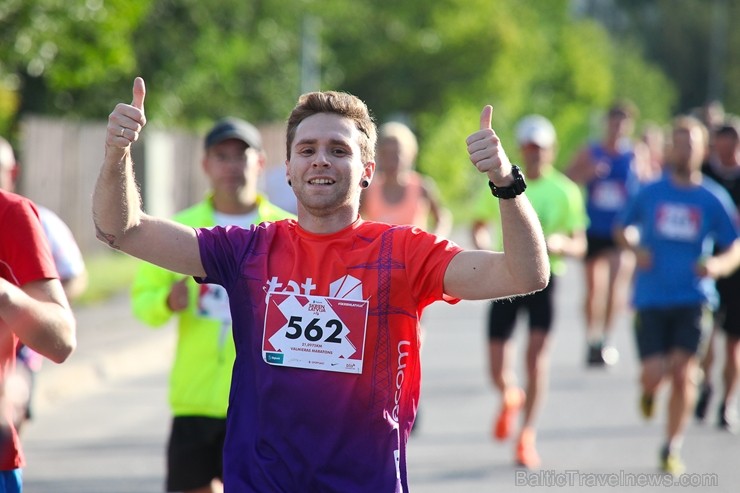 Brīvdienās aizvadīts 11. Valmieras maratons 207086
