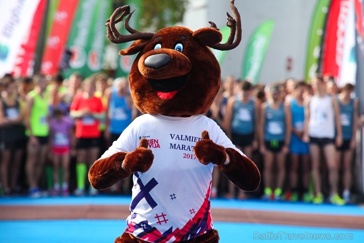 Brīvdienās aizvadīts 11. Valmieras maratons 207097