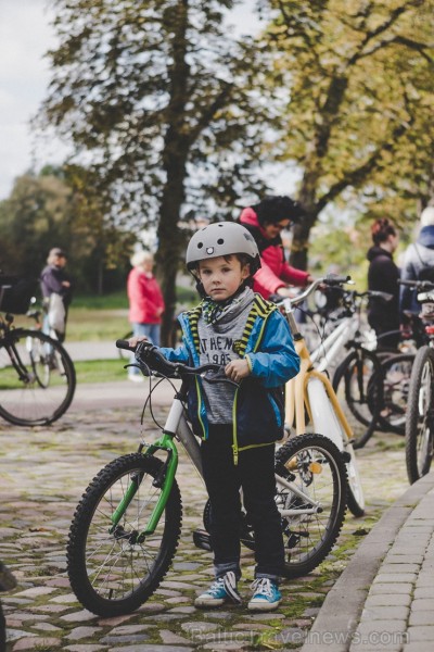 Vairāk nekā 100 riteņbraucēji piedalās dabai draudzīgajā Grobiņas #Velo#Šķiro#Ripo braucienā 207238