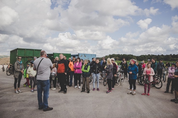 Vairāk nekā 100 riteņbraucēji piedalās dabai draudzīgajā Grobiņas #Velo#Šķiro#Ripo braucienā 207271