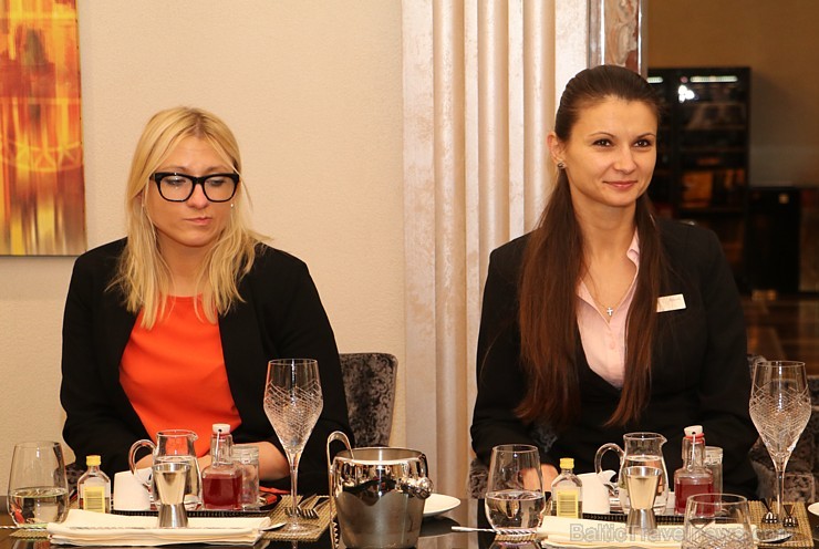 Jaunā 5 zvaigžņu viesnīca «Grand Hotel Kempinski Riga» iepazīstina Travelnews.lv ar gardēžu ēdienkarti Jaunā 5 zvaigžņu viesnīca «Grand Hotel Kempinski Riga» iepazīstina Travelnews.lv ar gardēžu ēdienkarti 208208