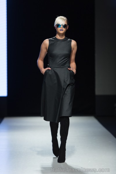 Rīgā pilnā sparā norisinājas «Riga Fashion Week 2017» 209837
