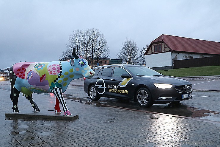 Travelnews.lv apceļo rudenīgo Latviju ar jauno, ekonomisko un ietilpīgo Opel Insignia Sport Tourer 210035