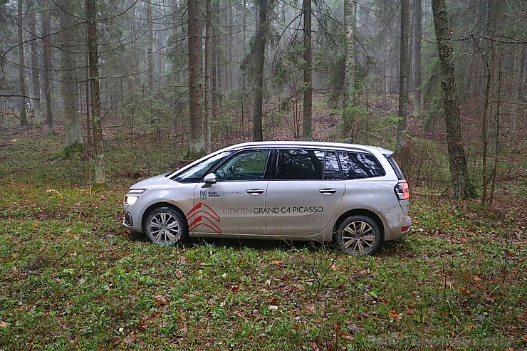 Travelnews.lv apceļo miglaino Latgali ar jauno Citroën Grand C4 Picasso 211996