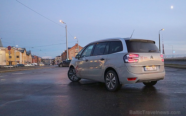 Travelnews.lv apceļo miglaino Latgali ar jauno Citroën Grand C4 Picasso 212021