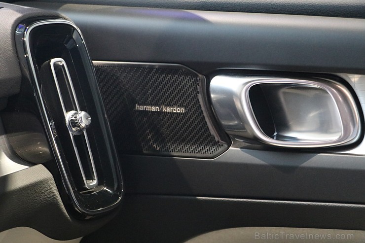 Latvijā pirmo reizi tiek prezentēts pilsētas apvidus automobilis «Volvo XC40» 212277