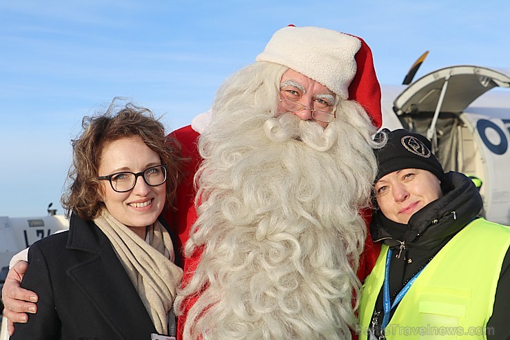 Ar somu lidsabiedsabiedrības «Finnair» lidmašīnu 5.12.2017 Rīgā ielido Ziemassvētku vecītis no Lapzemes Ar somu lidsabiedsabiedrības «Finnair» lidmašīnu 5.12.2017 Rīgā ielido Ziemassvētku vecītis no Lapzemes 212302