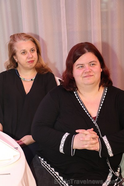 Somijas lidsabiedrības «Finnair» iepazīstina Latvijas tūrisma aģentus ar īstu Ziemassvētku vecīti Somijas lidsabiedrības «Finnair» iepazīstina Latvijas tūrisma aģentus ar īstu Ziemassvētku vecīti 212459