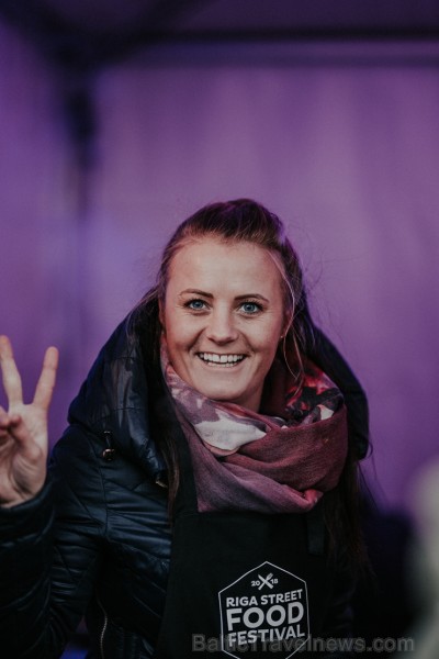 Rīgas «Street Food» festivāla laikā īpaši apmeklēta bija gardumu pilnā «Aqua Luna» telts 214848