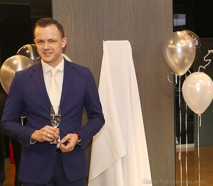 Vecrīgas 5 zvaigžņu viesnīca «Pullman Riga Old Town» 1.02.2018 atklāj Rīgas Arhitektūras balvas plāksni Vecrīgas 5 zvaigžņu viesnīca «Pullman Riga Old Town» 1.02.2018 atklāj Rīgas Arhitektūras balvas plāksni 216413