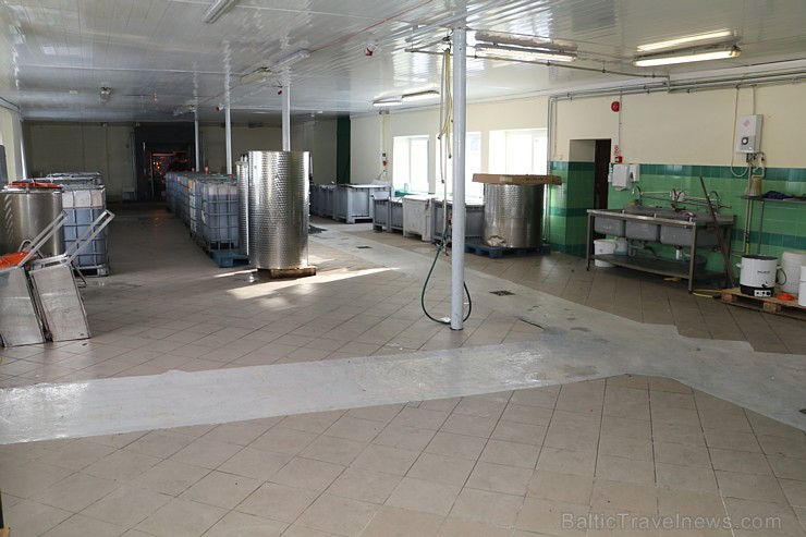 Travelnews.lv viesojas pie ABAVAS ģimenes vīna darītavas saimniekiem 217336