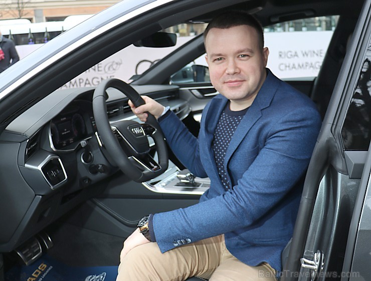Latvijas Nacionālais mākslas muzejā jaunais «Audi A7 Sportback» prezentējas ar labāko šampanieti 218575