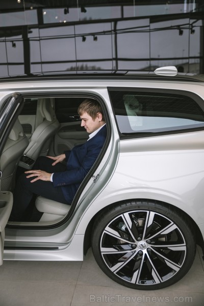 Latvijā 12.03.2018. tiek prezentēts jaunais un elegantais Volvo V60 Foto: balticpictures.lv 218756