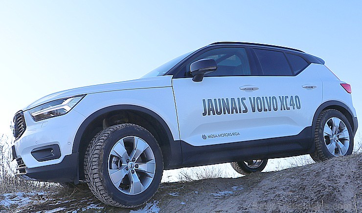 Travelnews.lv ar jauno «Volvo XC40» apceļo Vidzemi un Siguldu 219183