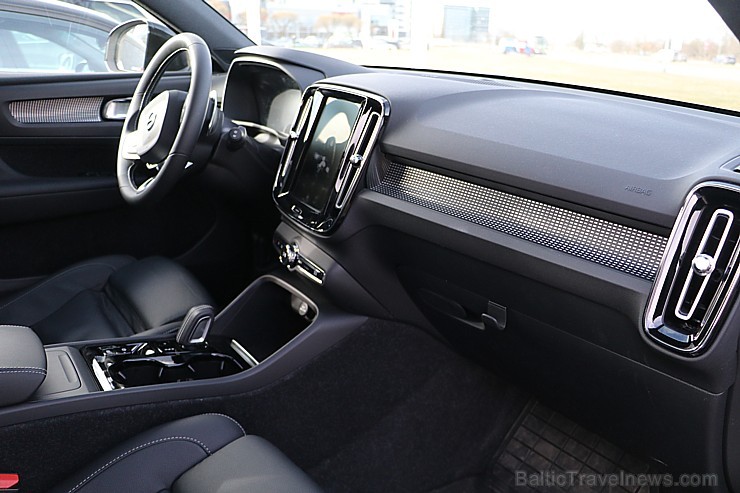 Travelnews.lv ar jauno «Volvo XC40» apceļo Vidzemi un Siguldu 219217
