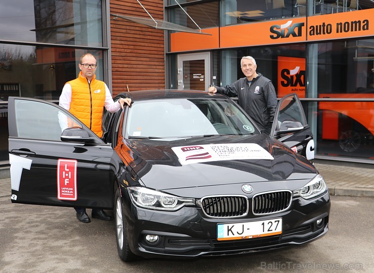 Autonoma «Sixt Latvija» piešķir 22.03.2018. BMW zīmola automašīnu Latvijas hokeja izlases galvenajam trenerim Bobam Hārtlijam Autonoma «Sixt Latvija» piešķir 22.03.2018. BMW zīmola automašīnu Latvijas hokeja izlases galvenajam trenerim Bobam Hārtlijam 219619