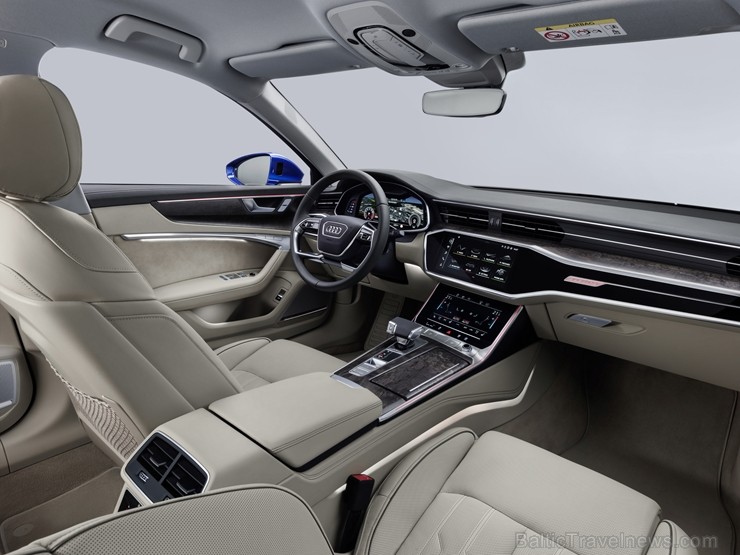 Iepazīsti jauno Audi A6 Avant 220821