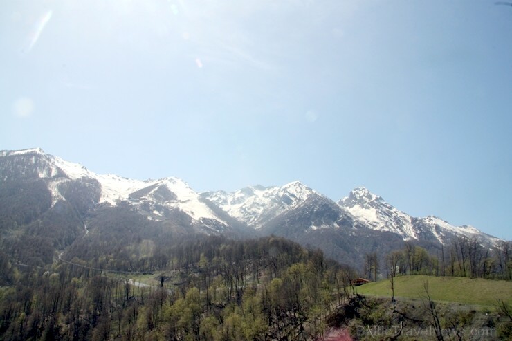 Travelnews.lv iepazīst «Rosa Khutor» pilsētiņu - kūrortu Sočos 221097