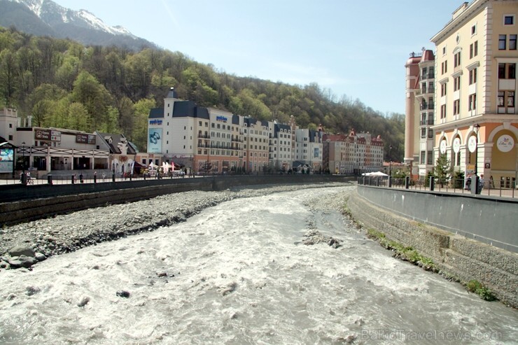 Travelnews.lv iepazīst «Rosa Khutor» pilsētiņu - kūrortu Sočos 221107
