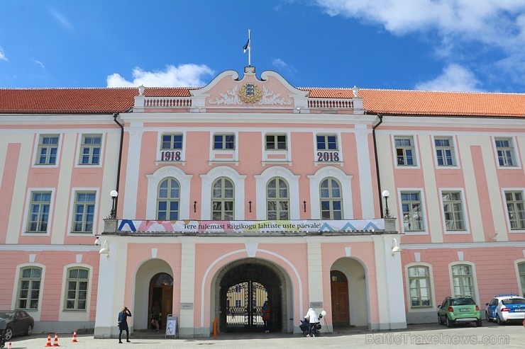 Travelnews.lv kopā ar igauņiem 21.04.2018. apmeklē ikdienā nepieejamo Rīgikogu ēku. Atbalsta: Hotel Schlössle 221112
