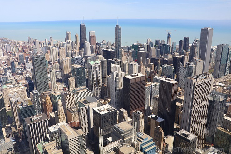 Travelnews.lv apmeklē Čikāgas augstākās ēkas Vilisa torņa skata platformu «Skydeck Chicago». Atbalsta: Finnair Travelnews.lv apmeklē Čikāgas augstākās ēkas Vilisa torņa skata platformu «Skydeck Chicago». Atbalsta: Finnair 221862