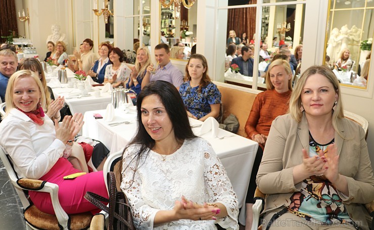Tūroperators «Novatours» viesnīcā «Grand Palace Hotel» prezentē Ziemas sezonas 2018-2018 ceļojumus Tūroperators «Novatours» viesnīcā «Grand Palace Hotel» prezentē Ziemas sezonas 2018-2018 ceļojumus 222324