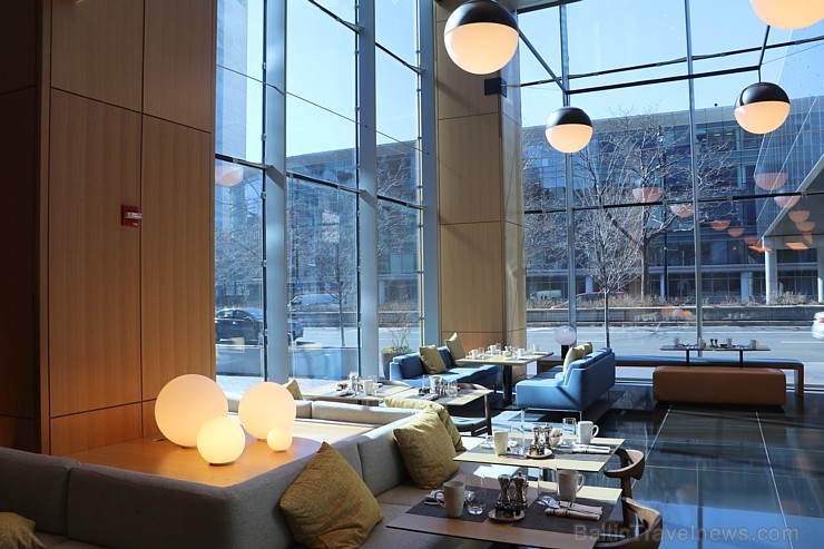 Travelnews.lv iepazīst divas Čikāgas viesnīcas - «Marriott Marquis Chicago» un «Kimpton Hotel Monaco Chicago».
Atbalsta: Finnair Travelnews.lv iepazīst divas Čikāgas viesnīcas - «Marriott Marquis Chicago» un «Kimpton Hotel Monaco Chicago».
Atbalsta: Finnair 222694