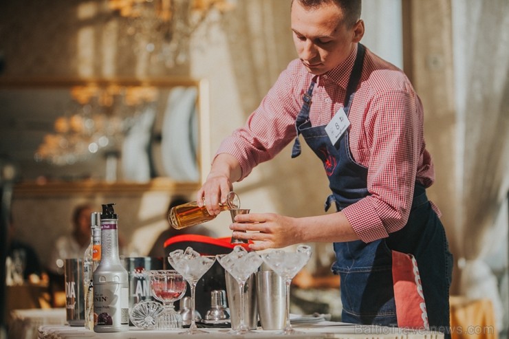 Latgales labākie bārmeņi tiekas Daugavpilī - konkursā «Fantasy cocktail 2018» 222997