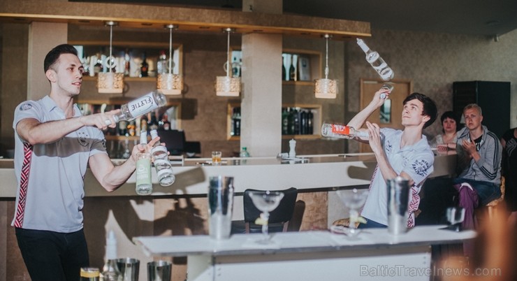 Latgales labākie bārmeņi tiekas Daugavpilī - konkursā «Fantasy cocktail 2018» 223003