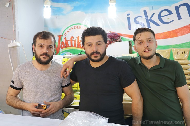 Travelnews.lv iepazīst Konjas pilsētas mājražotāju piedāvājumu tirdzniecības centrā. Sadarbībā ar Turkish Airlines Travelnews.lv iepazīst Konjas pilsētas mājražotāju piedāvājumu tirdzniecības centrā. Sadarbībā ar Turkish Airlines 224888