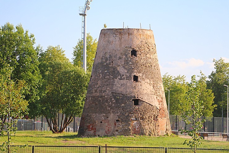 Travelnews.lv pieķer foto mirkļus Latvijas karoga dzimtenē - Cēsīs 225181
