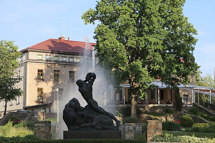 Travelnews.lv pieķer foto mirkļus Latvijas karoga dzimtenē - Cēsīs 225199