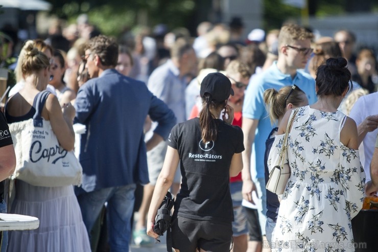 Jūrmalā grandiozi aizvada ielu ēdienu festivālu Gourmet Fair 225840