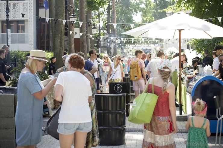 Jūrmalā grandiozi aizvada ielu ēdienu festivālu Gourmet Fair 225855