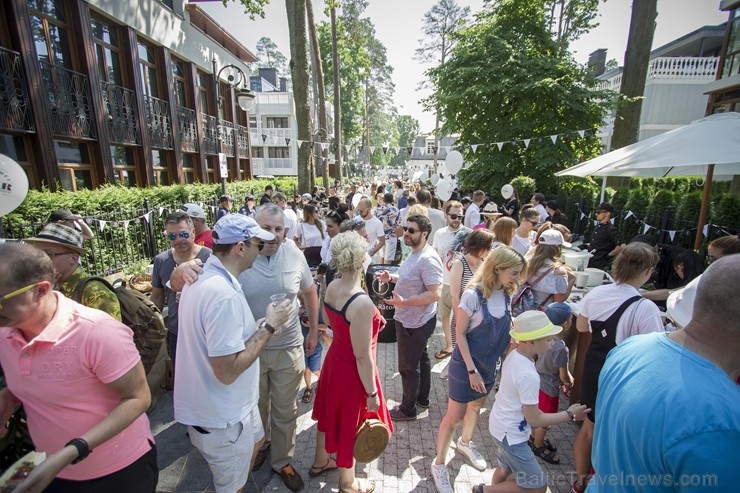Jūrmalā grandiozi aizvada ielu ēdienu festivālu Gourmet Fair 225872