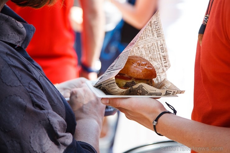 Jūrmalā grandiozi aizvada ielu ēdienu festivālu Gourmet Fair 225915