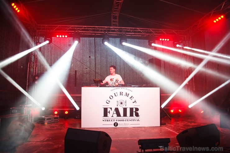 Jūrmalā grandiozi aizvada ielu ēdienu festivālu Gourmet Fair 225936