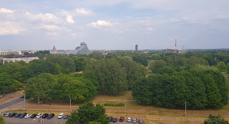 Pārdaugavas viesnīca «Bellevue Park Hotel Riga» atklāj restorāna «Le Sommet» jumta terasi ar burvīgu Rīgas skatu. Foto: Samsung Galaxy Note8 Pārdaugavas viesnīca «Bellevue Park Hotel Riga» atklāj restorāna «Le Sommet» jumta terasi ar burvīgu Rīgas skatu. Foto: Samsung Galaxy Note8 226056