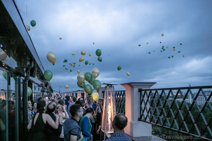 «Grand Hotel Kempinski Riga» atklāj panoramas bāru-restorānu «Stage 22» 226116
