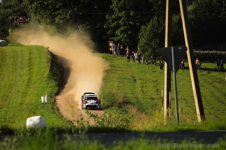Igaunijā norisinās gada lielākais autosporta pasākums - Shell Helix Rally Estonia. Foto: Gatis Smudzis Igaunijā norisinās gada lielākais autosporta pasākums - Shell Helix Rally Estonia. Foto: Gatis Smudzis 228215