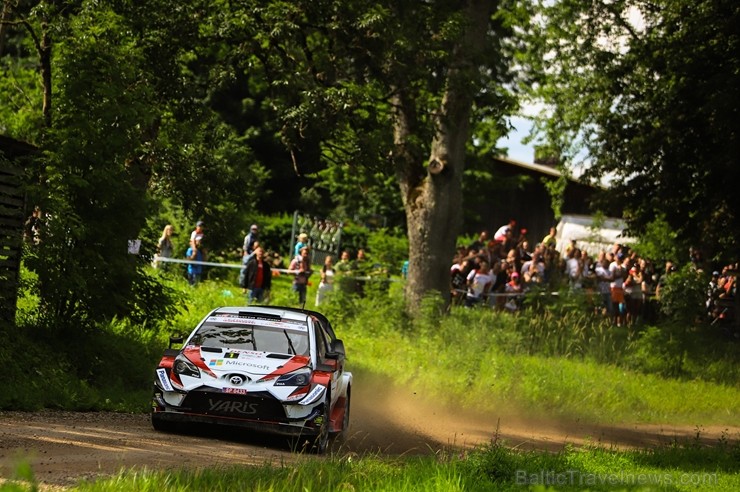 Igaunijā norisinās gada lielākais autosporta pasākums - Shell Helix Rally Estonia. Foto: Gatis Smudzis Igaunijā norisinās gada lielākais autosporta pasākums - Shell Helix Rally Estonia. Foto: Gatis Smudzis 228242