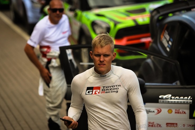Igaunijā norisinās gada lielākais autosporta pasākums - Shell Helix Rally Estonia. Foto: Gatis Smudzis Igaunijā norisinās gada lielākais autosporta pasākums - Shell Helix Rally Estonia. Foto: Gatis Smudzis 228248