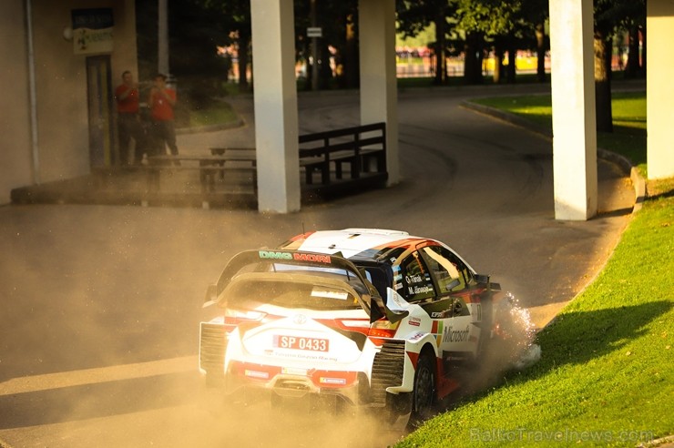 Igaunijā norisinās gada lielākais autosporta pasākums - Shell Helix Rally Estonia. Foto: Gatis Smudzis Igaunijā norisinās gada lielākais autosporta pasākums - Shell Helix Rally Estonia. Foto: Gatis Smudzis 228255