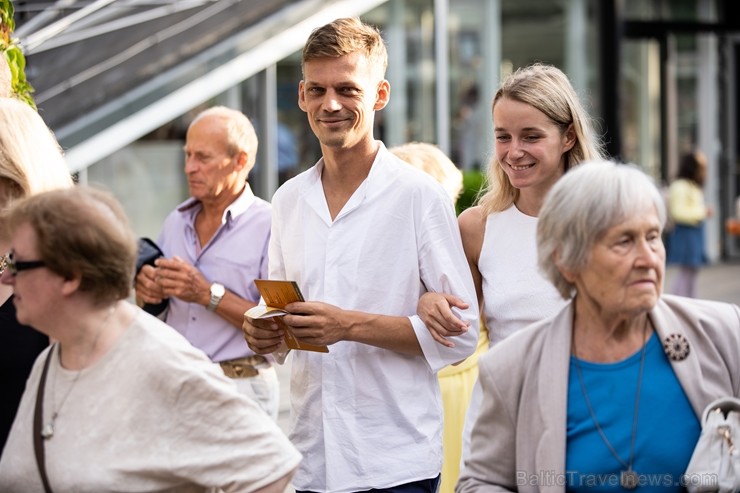 Ar krāšņu koncertu «Dzimuši Latvijā» atklāts 4. Jūrmalas Festivāls 228781