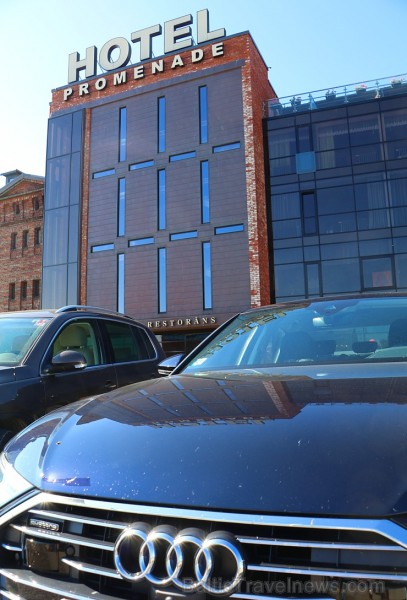 Travelnews.lv ar jauno Audi A6 iepazīst 5 zvaigžņu viesnīcas «Promenade Hotel Liepaja» viesmīlību Travelnews.lv ar jauno Audi A6 iepazīst 5 zvaigžņu viesnīcas «Promenade Hotel Liepaja» viesmīlību 229017