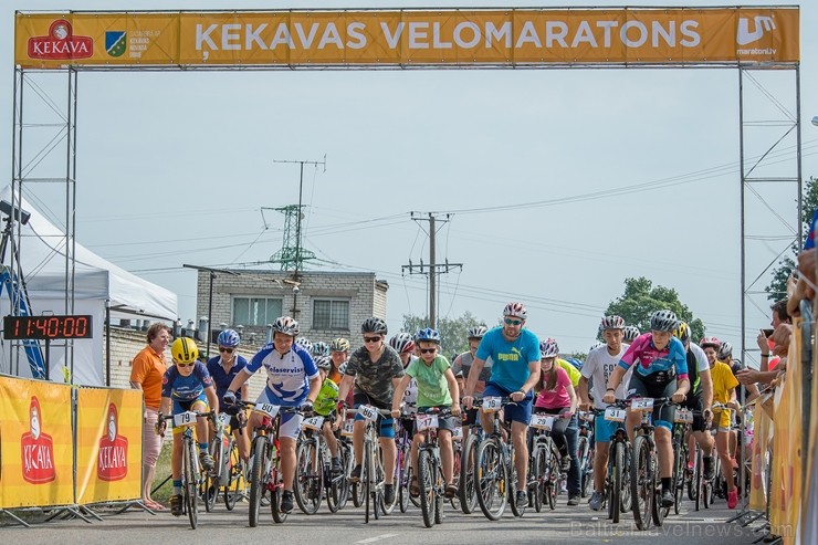 Spītējot svelmei, aizvada ikgadējo Ķekavas velomaratonu 229121