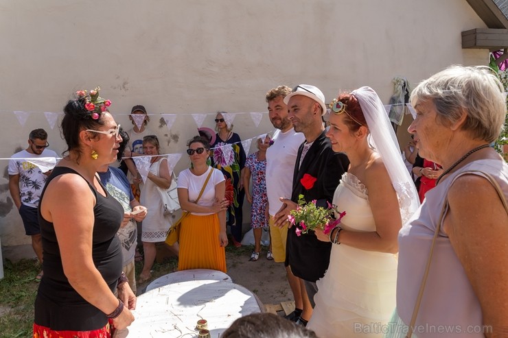 Nosvinēti Sabiles Vīna svētki 229564